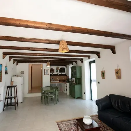 Casale San Salvatore Apartment